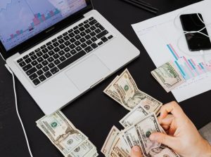 عمل حر من هاتفك